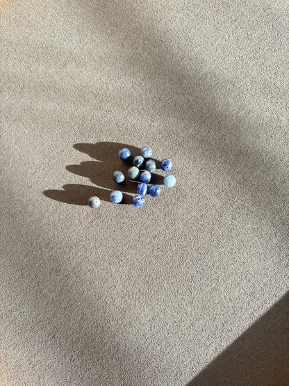 Lapis Lazuli Beaded Necklace with Baroque Freshwater Pearl – Handmade, Waterproof, Gold-Plated